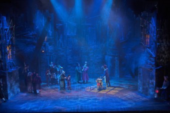 Robe в мюзикле "Scrooge"