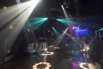 Robe в ночном клубе Fusion в Уэллингтоне