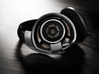 HD 800 от Sennheiser награждены премией EISA ’Европейские наушники 2009-2010’
