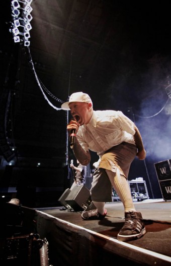 Фронтмен Limp Bizkit Фред Дёрст поет и читает реп в Sennheiser SKM 2000 с капсюлем MMD 935-1