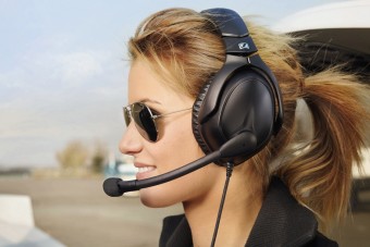 Новый каталог оборудования Sennheiser Aviation