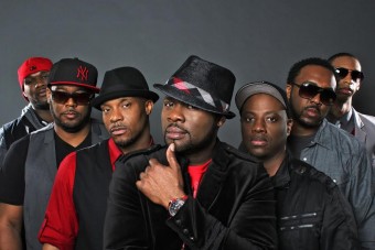 Naturally 7 полагается на радио микрофоны Sennheiser серии 2000 и беспроводные системы ew G3 IEM