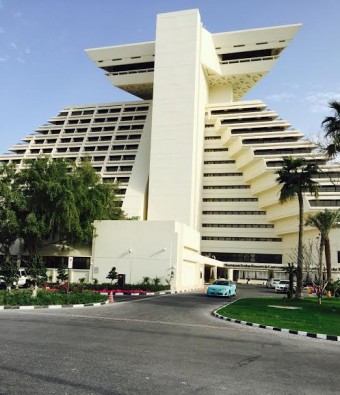 Sheraton Doha развертывает одну из крупнейших цифровых систем для конференций и перевода на Среднем Востоке