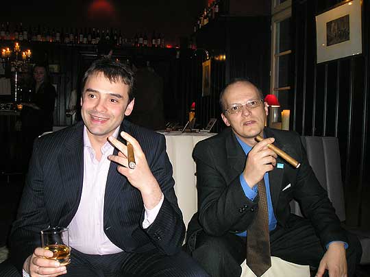 ...после трудов праведных, - можно и сигару...Sennheiser Global Conference 2007.
