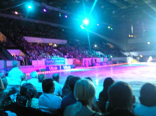 Полный зал. Ледовый дворец. Днепропетровск 19 мая 2007 г.
