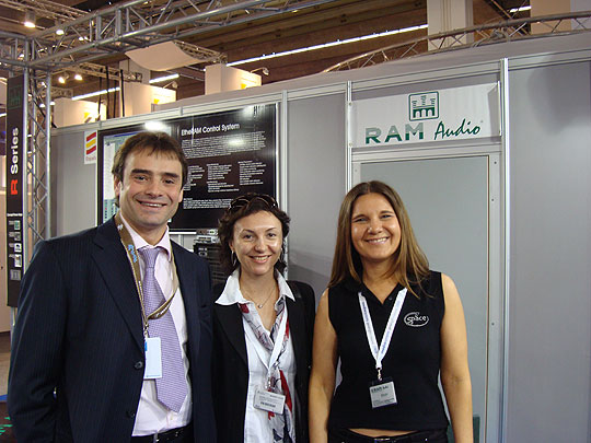 Делегация Индиго на стенде RAM Audio. Франкфурт 2009.