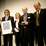 Вручение награды 'Лучший дистрибьютор 2005 года' Компании Индиго Мьюзик. Дрезден 2006. Global Conference SENNHEISER.