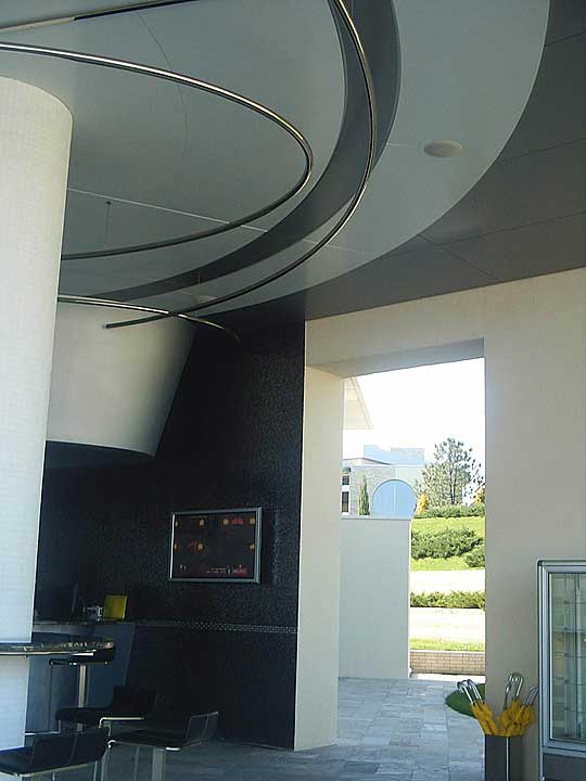 Встраиваемая акустика от D.A.S. Плазмы от NEC.