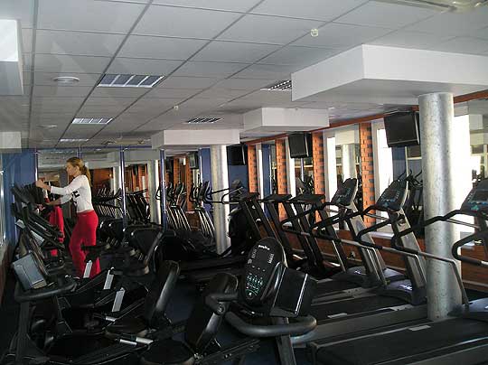 Зал тренажеров.