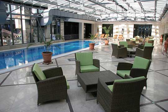 Зона- бассейн. Акустика FACTOR 5W от D.A.S.