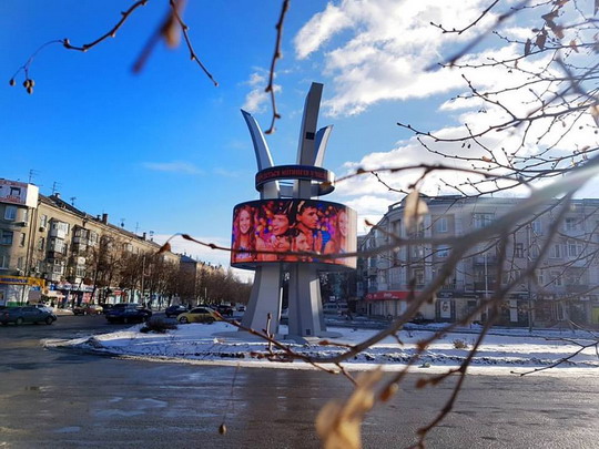 Три системы BiDriver размещены в верхних частях бетонных опор